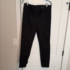 Black Skinny Jeans